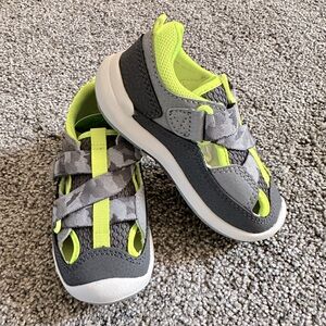 Stride Rite Unisex-Child SRT Surf Sandal - Size 6W - New In Box